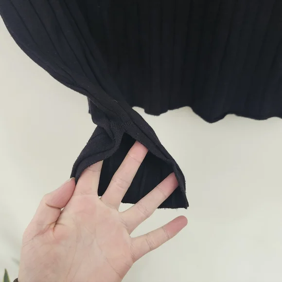 H&M Ribbed Knit Long Sleeve - Picture 4 of 6